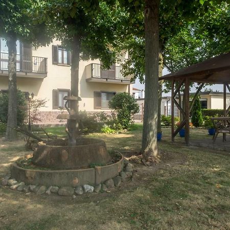 B&B Le Camelie Bareggio Exterior foto